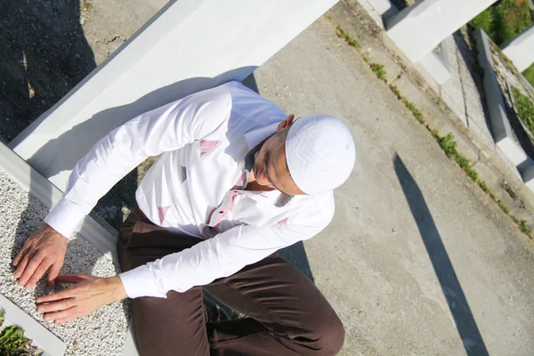 Islamic praying on dead person — Stock Photo, Image