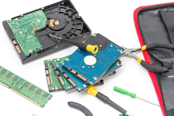 Strumenti di riparazione del computer portatile e supporto tecnico — Foto Stock