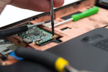 Profesyonel laptop onarım