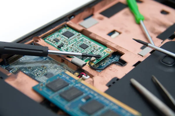 Profesyonel laptop onarım