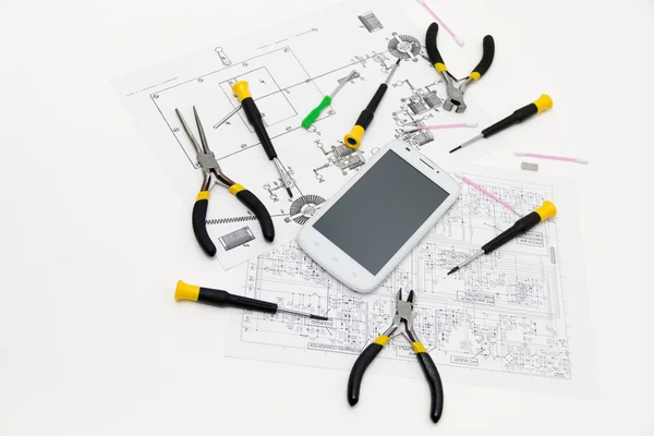 Technical operator and repair smartphone — Stock Photo, Image