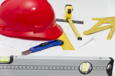 Kask ve inşaat çizimleri ve Binalar için Araçlar
