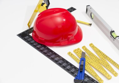 Kask ve inşaat çizimleri ve Binalar için Araçlar