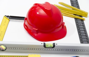 Kask ve inşaat çizimleri ve Binalar için Araçlar