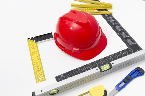 Helm en hulpmiddelen voor constructietekeningen en gebouwen — Stockfoto