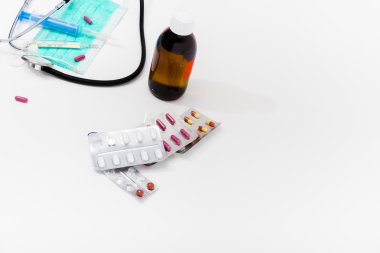 Ayarla grip tedavisi için - sağlık ve tıp kavramı