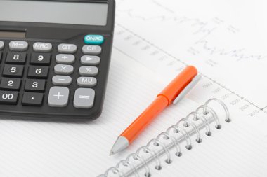 hesap makinesi, kalem ve defter iş kavramı
