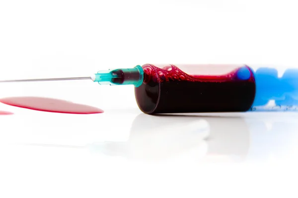 Syringe in labo-omgeving — Stockfoto