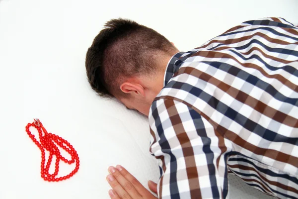 Young Muslim Man Is Praying — Stok Foto