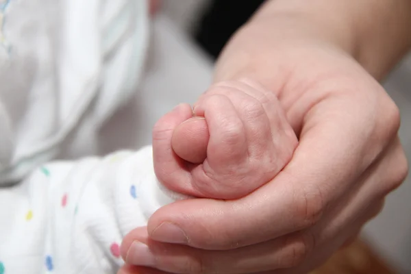 Bebek el motherfinger, yeni doğan holding bebek