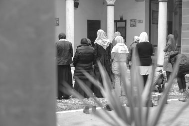 Müslüman kadınlar tarafından yerine dua