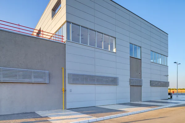 Edificio moderno en exterior — Foto de Stock