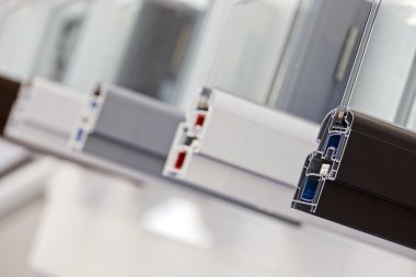 Pencere için pvc profil kesiti; Not alan sığ derinliği