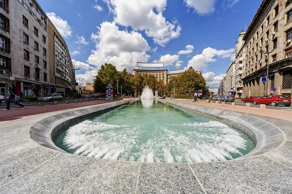 Fonte Praça Cidade Capital Sérvia — Fotografia de Stock