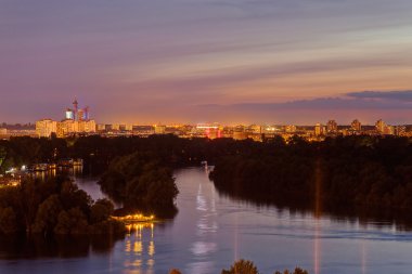 İki nehrin birleşimi 