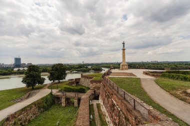 Belgrad Kalesi ve panorama görünüm