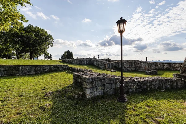 Belgrade fortress and park — Stock Photo, Image