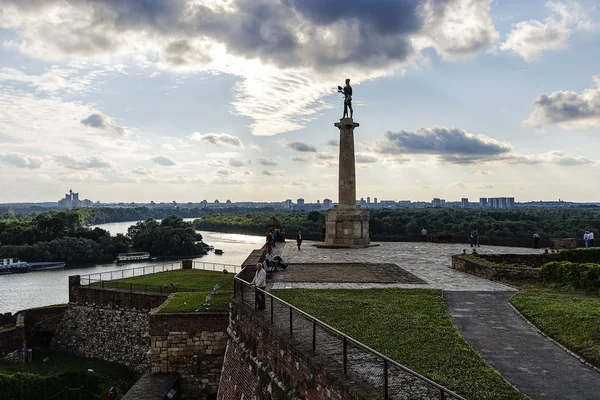 Belgrad Kalesi ve panorama görünüm — Stok fotoğraf
