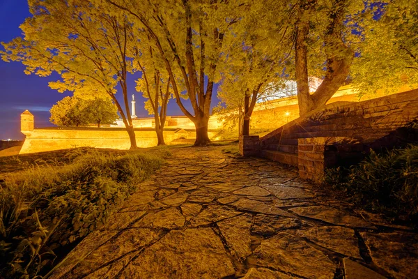 Belgrad Mittelalterliche Mauern Von Festung Und Park Bei Nacht Serbien — Stockfoto