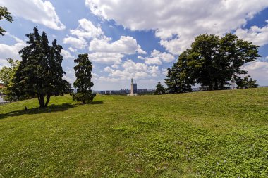 Belgrad Kalesi ve victor Anıtı