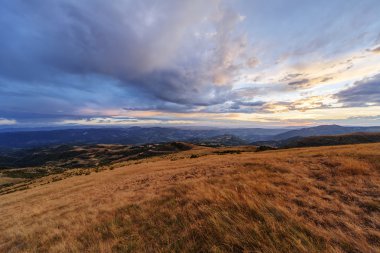 Dağ manzarası ve panorama görünüm