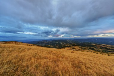 Dağ manzarası ve panorama görünüm