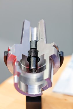 Kesit motor bölümü'nün