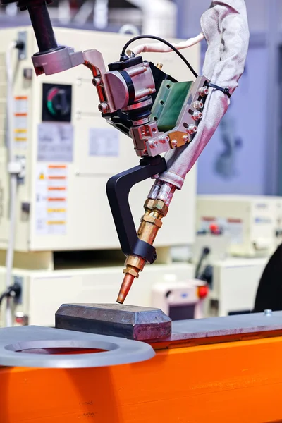 Roboter-Schneidmaschine — Stockfoto