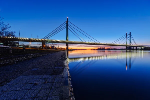 Bridge at night — Stock Photo, Image