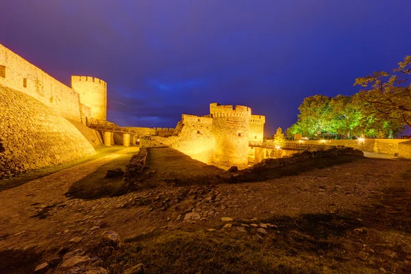 Fortaleza de Belgrado e parque de Kalemegdan — Fotografia de Stock