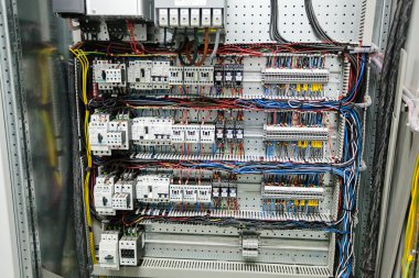 elektrik kabini