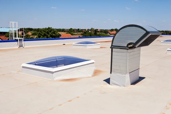 Flat roof on industrial hall — Stock Image Flat roof on industrial hall Royalty Free Stock Photos