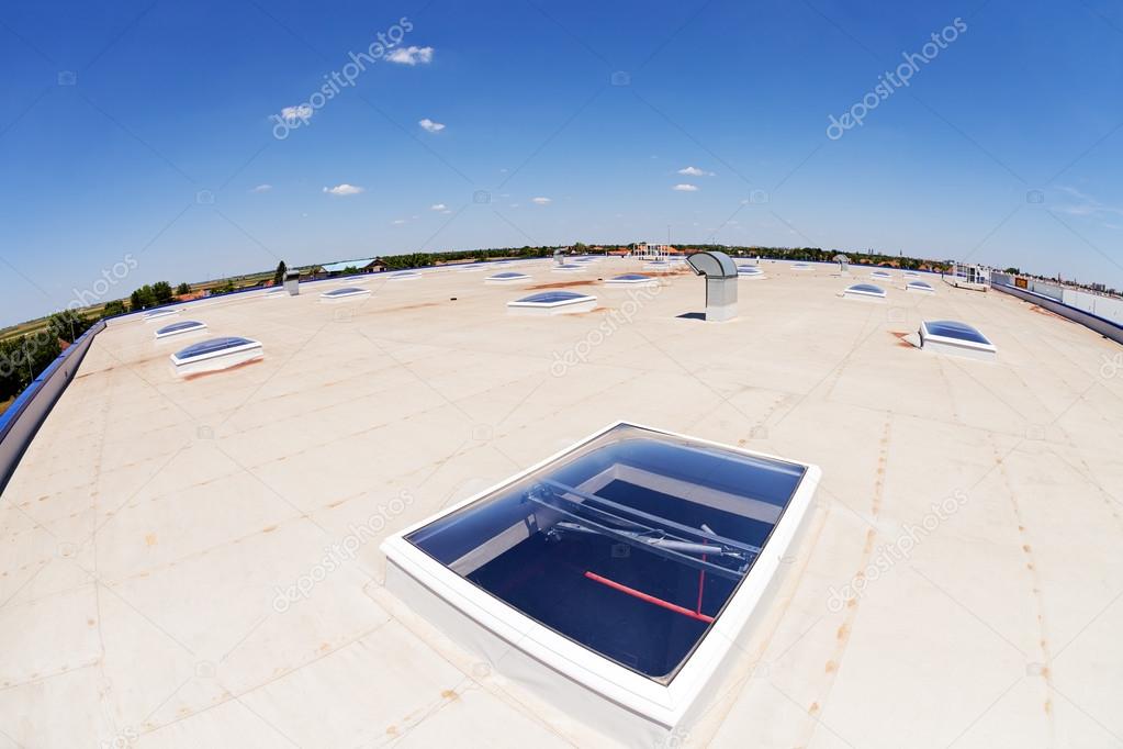 flat roof on industrial hall