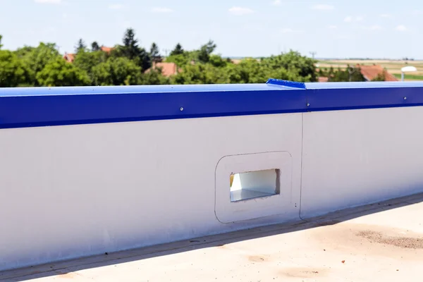 Flat roof on industrial hall — Stock Photo, Image