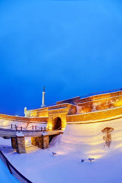 Belgrade fortress and Kalemegdan park with snow — Stock Photo, Image