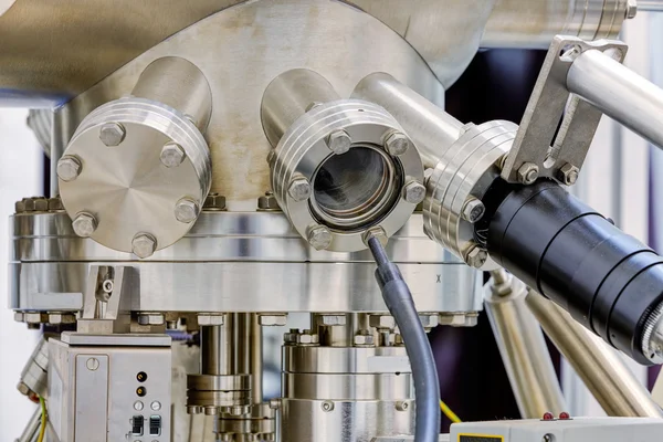 Detalhe de máquinas em laboratório de física — Fotografia de Stock