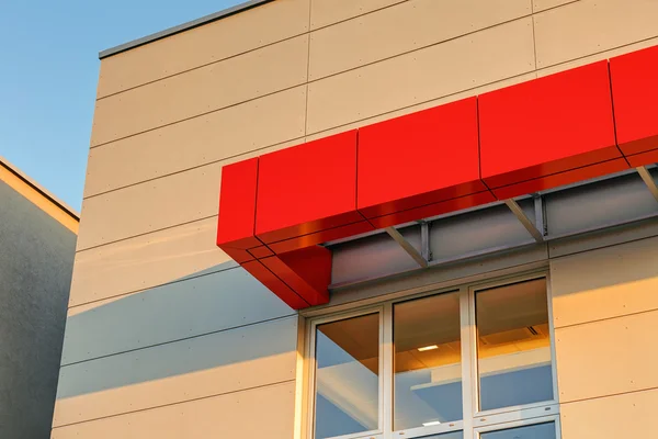 Aluminum facade on residential building — Stock Photo, Image