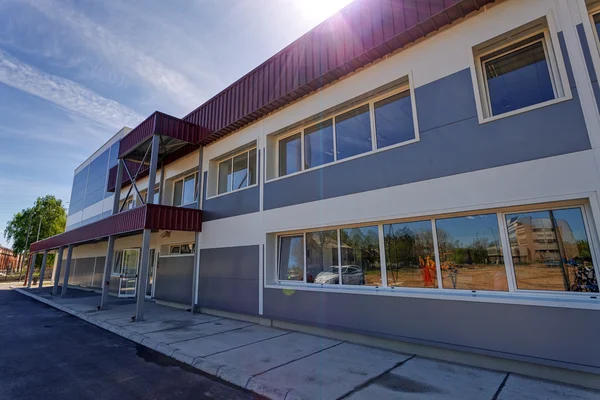 Aluminum facade on industrial building — Stock Photo, Image