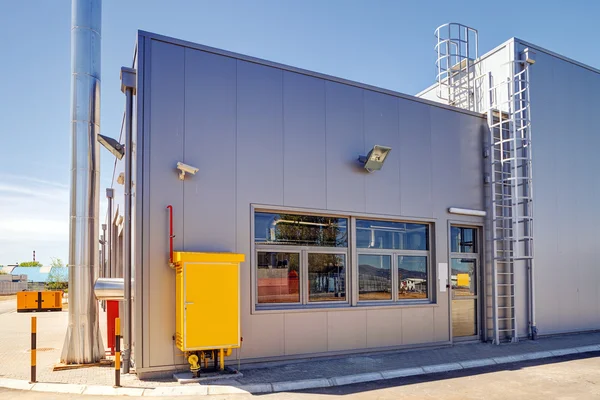 Aluminum facade on industrial building — Stock Photo, Image