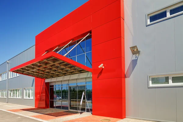 Aluminium fasad på industribyggnad — Stockfoto