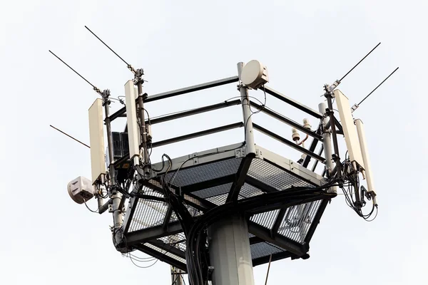 Antenas de telecomunicações — Fotografia de Stock