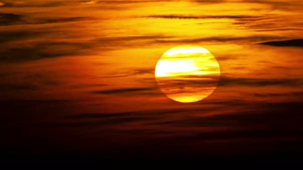 Sunset with fast moving clouds — Stock Video