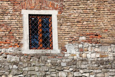 Turuncu eski tuğla duvar