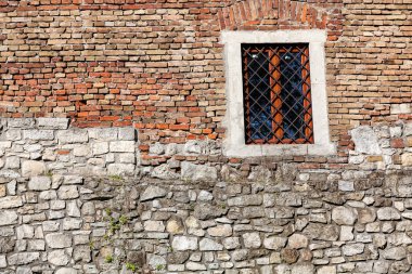 Turuncu eski tuğla duvar