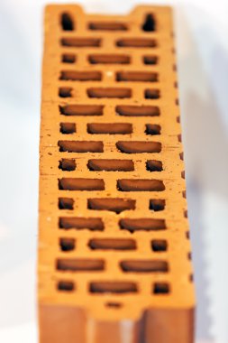 Turuncu içi boş kil blok 