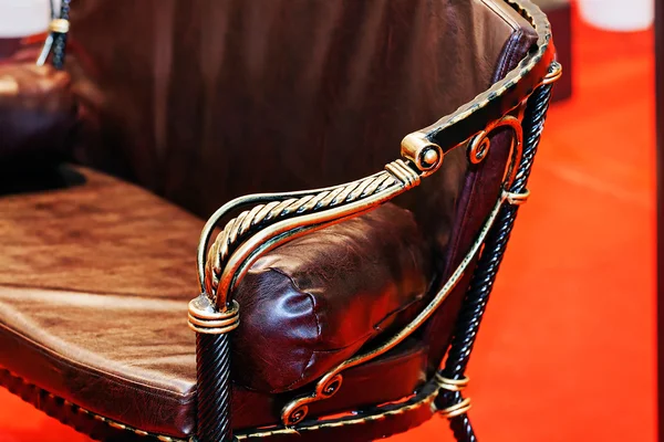 Sofa detail met smeedijzer — Stockfoto