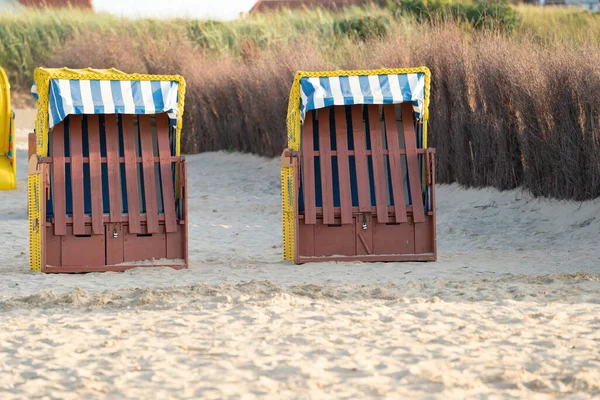 Close Van Strandstoelen Een Zonnige Herfstdag Aan Noordzee Duitsland — Stockfoto