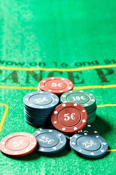Chips de jogos de poker — Fotografia de Stock