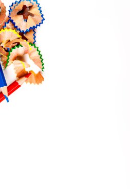 Renkli talaş kalemler.