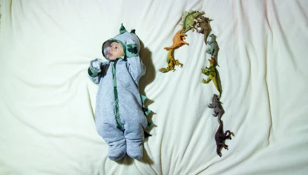 Lindo Bebê Dormindo Uma Cama Retrato Menino Dormindo — Fotografia de Stock